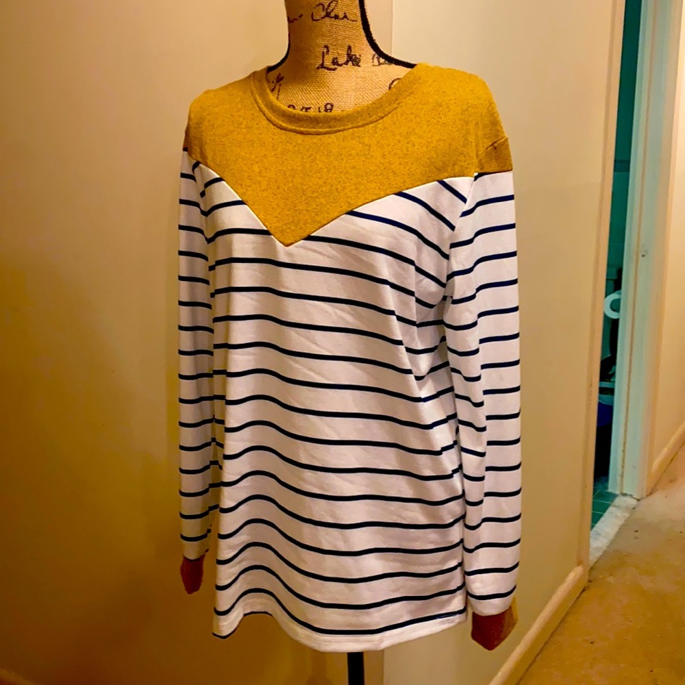 Striped knit top with mustard yellow collar